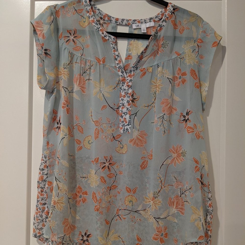 DR2 Floral Flowy Blouse